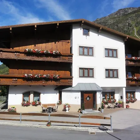 Отель Garni Sport Sonneck 3*